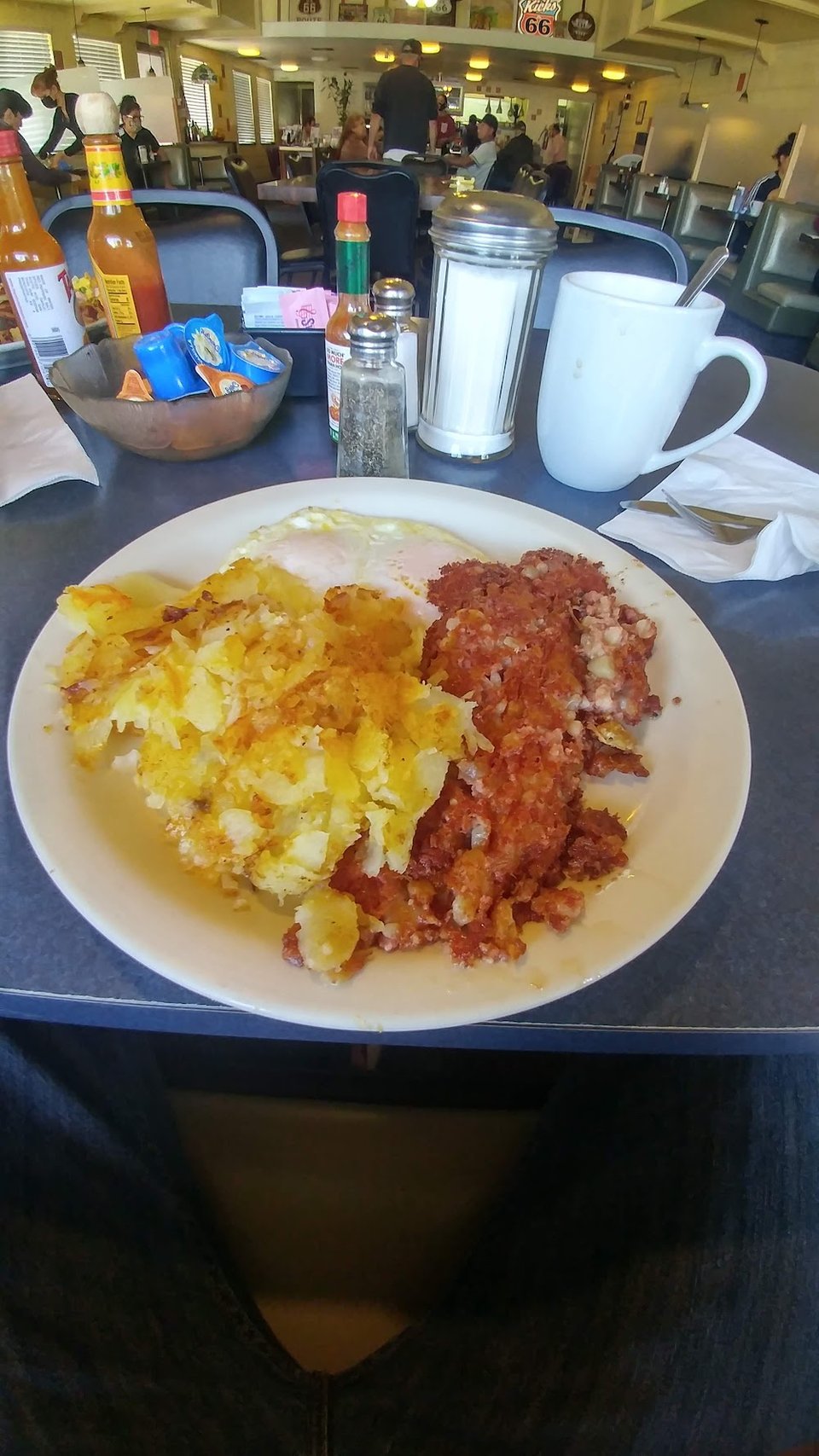 Breakfast and dinner choices on a simple menu.